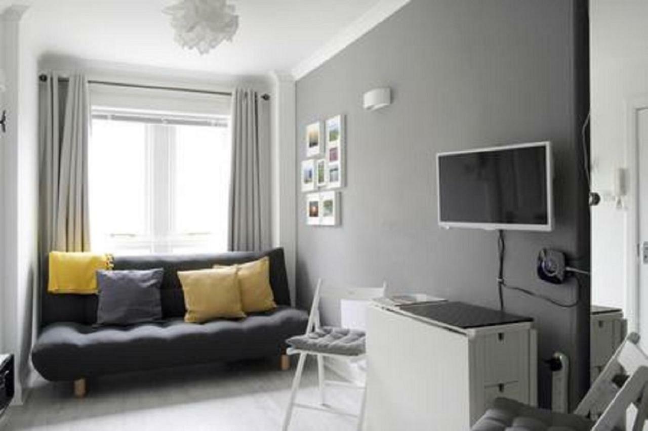 Park View Studio Walking Distance To Royal Mile Appartement Edinburgh Buitenkant foto
